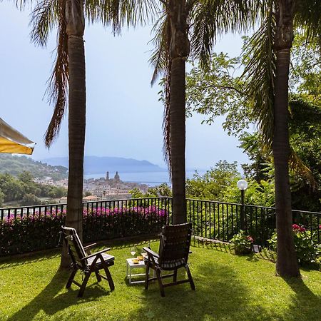 Villa Lilia В'єтрі Екстер'єр фото