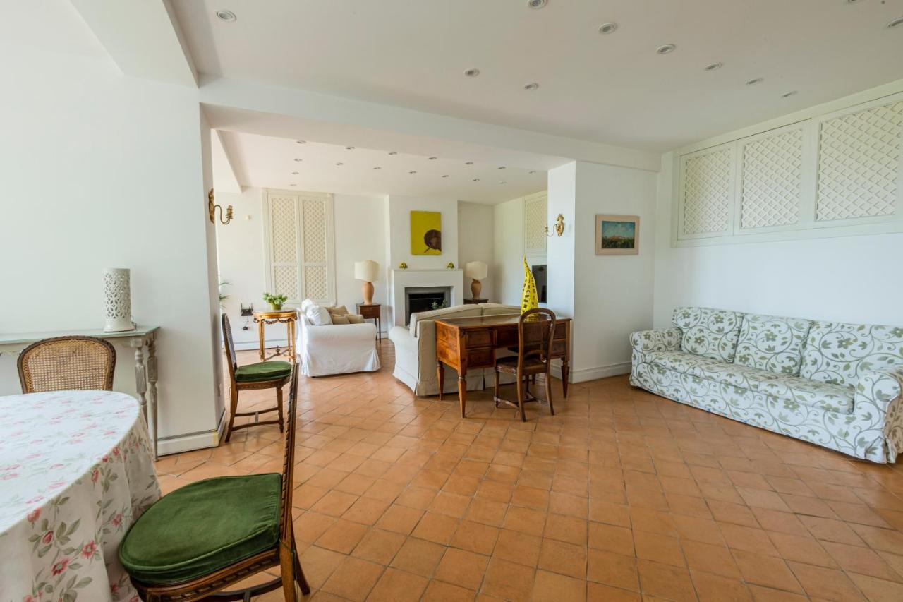 Villa Lilia В'єтрі Екстер'єр фото