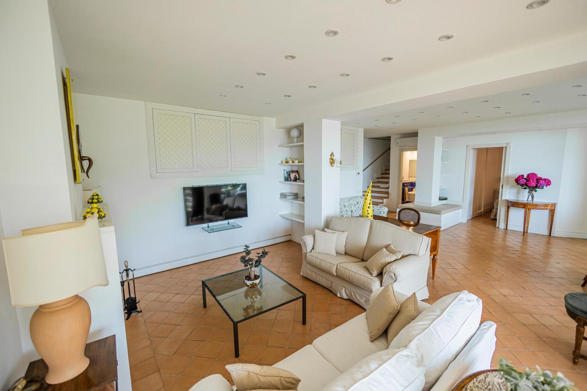 Villa Lilia В'єтрі Екстер'єр фото